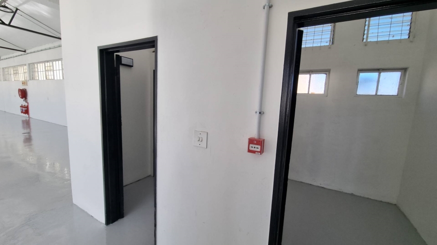 1 Bedroom Property for Sale in Woodstock Western Cape